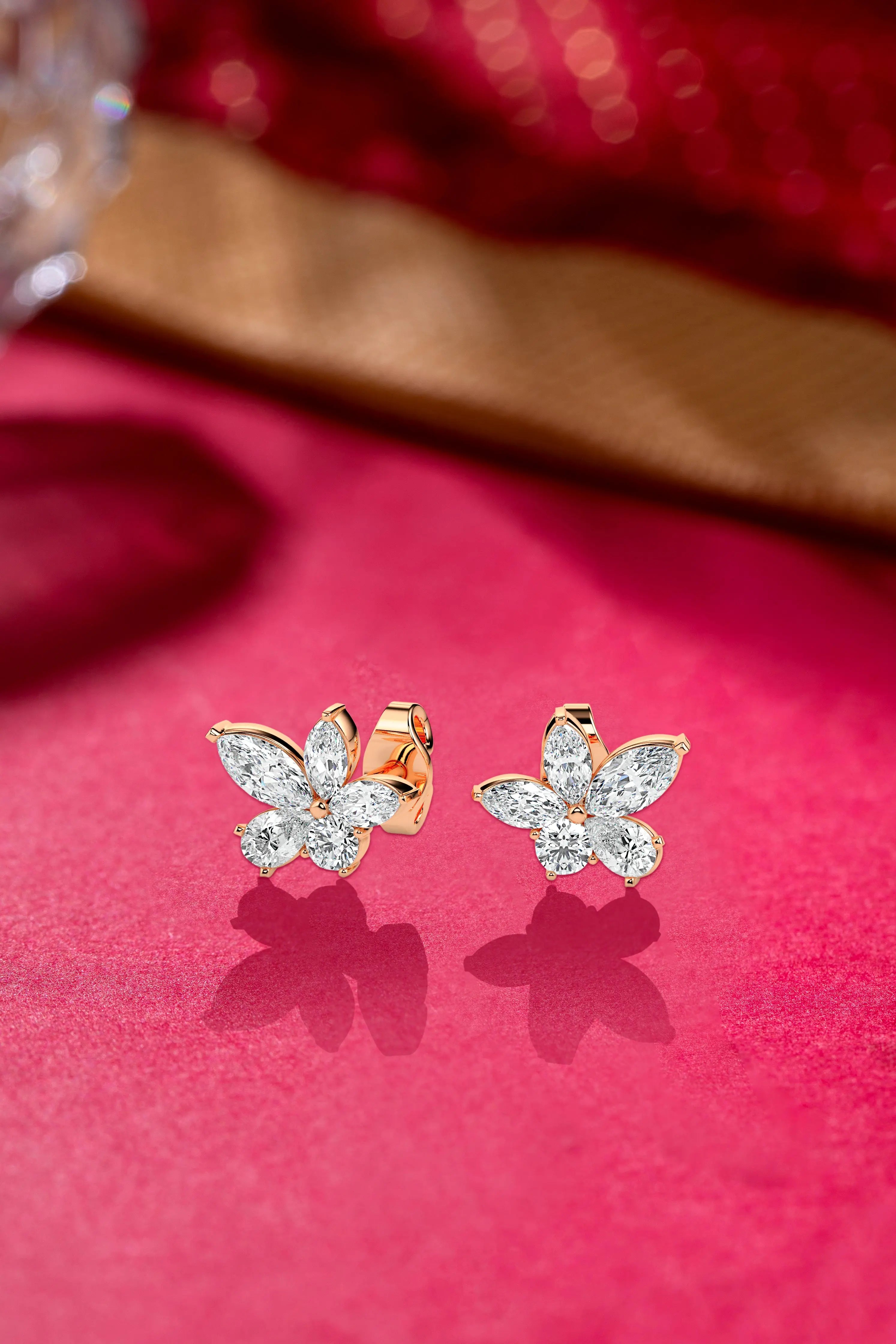 Minimalist Marquise Audiam