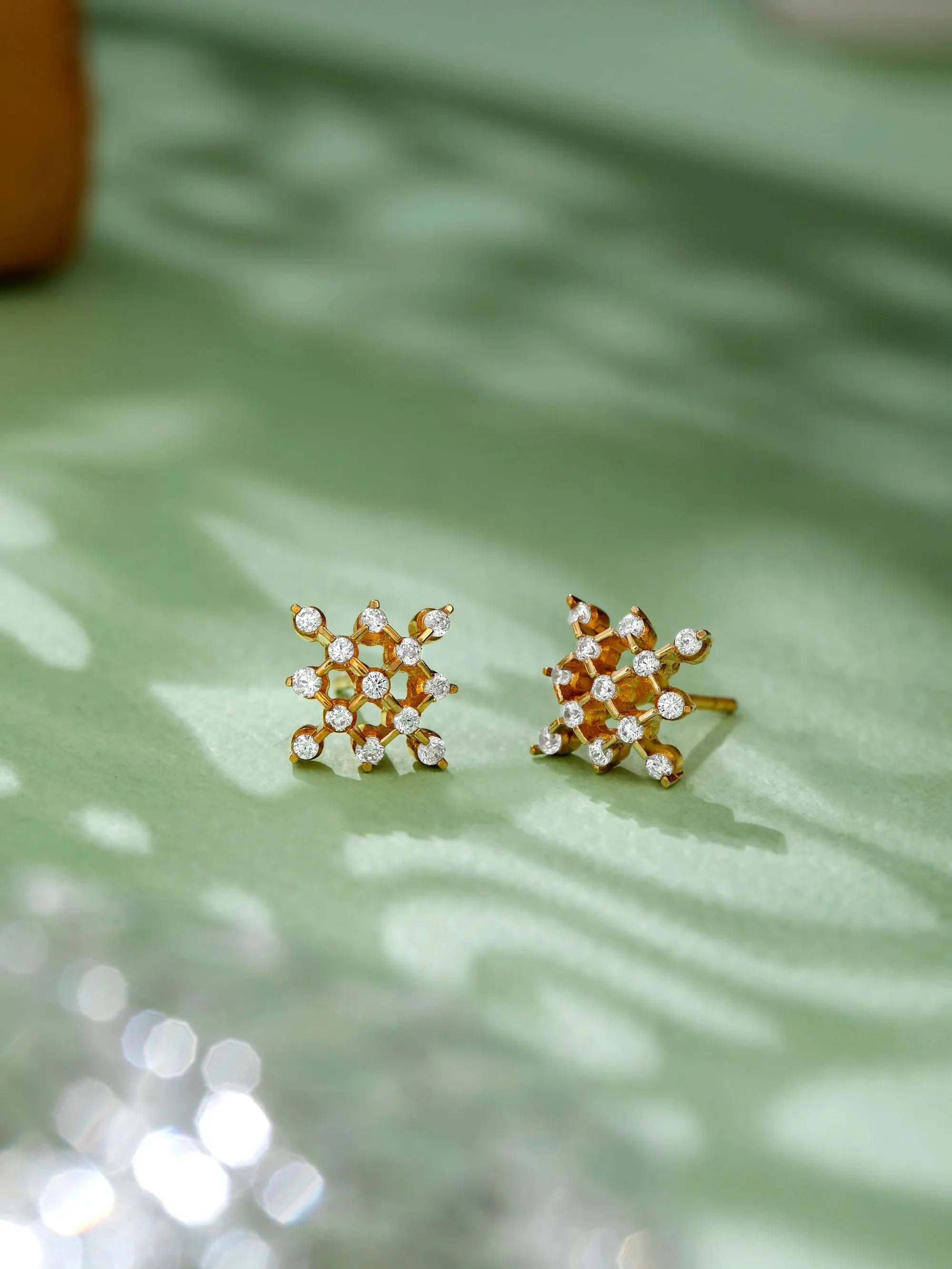 13 Stones - Diamond Stud Audiam