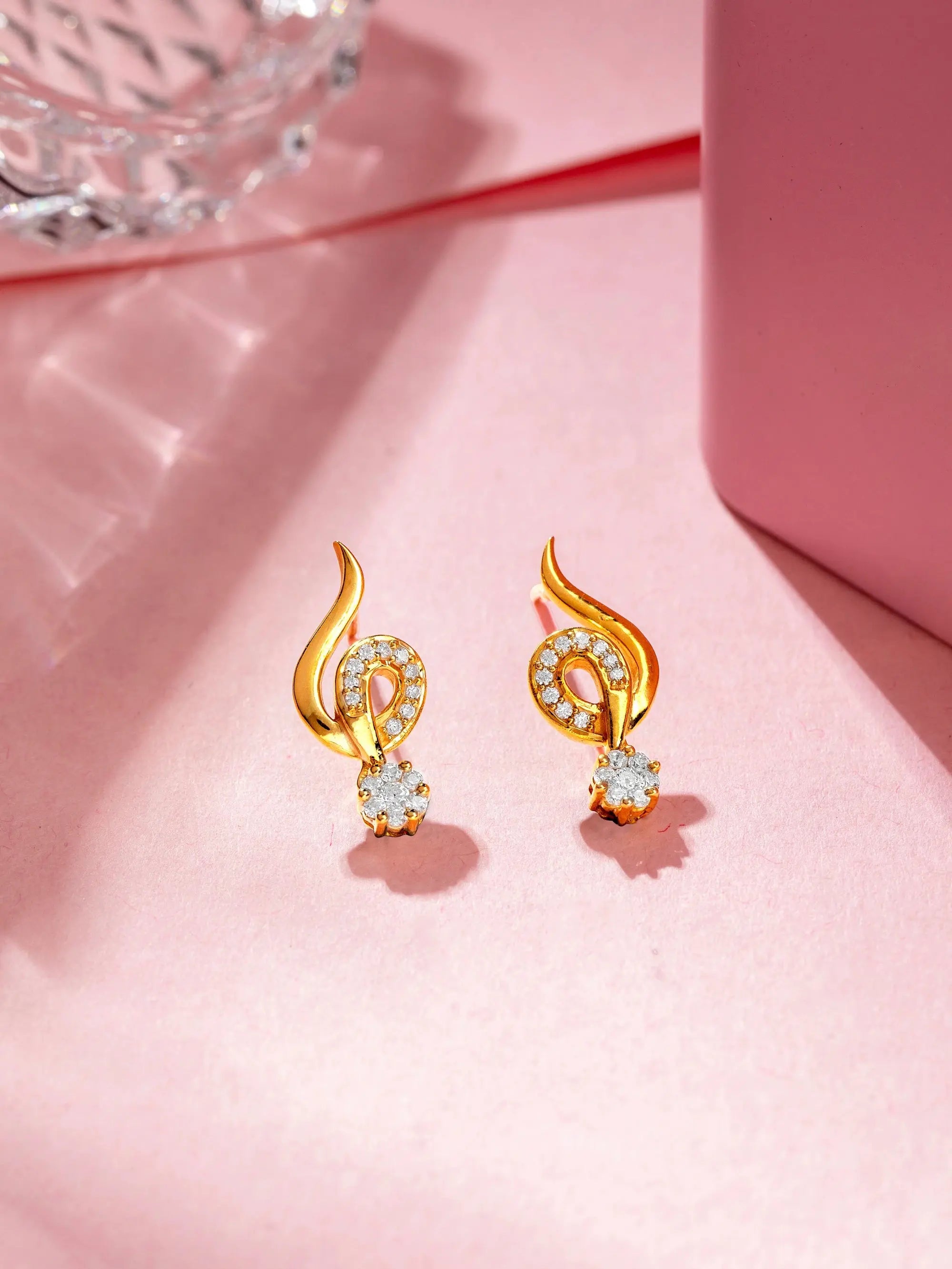 Diamond Sway Wave 18K gold diamond earrings by AuDiam